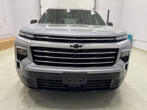 Used 2026 Chevrolet Traverse High Country AWD/4WD image 10