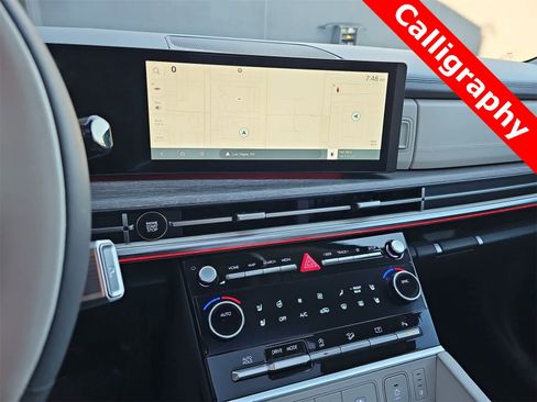 Used 2025 Hyundai Santa Fe Calligraphy image 20