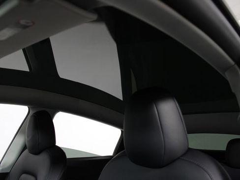 Used 2022 Tesla Model Y Performance AWD/4WD image 10