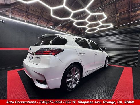 Used 2014 Lexus CT 200h image 3
