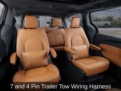 New 2026 Chrysler Pacifica Pinnacle w/ Trailer Tow Group AWD/4WD image 18