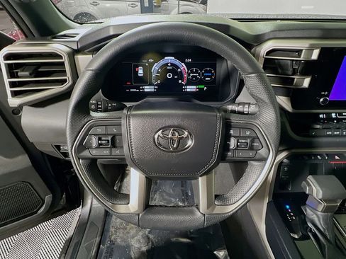 Certified 2025 Toyota Sequoia SR5 image 11