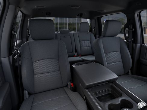 New 2026 RAM 2500 Big Horn AWD/4WD image 16