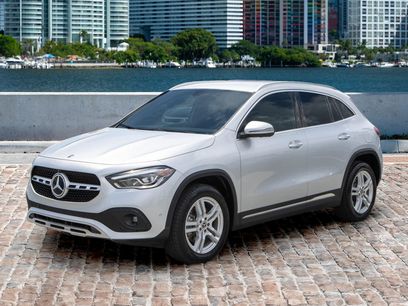 Used 2021 Mercedes-Benz GLA 250 w/ Premium Package