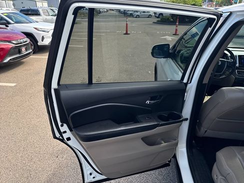 Used 2017 Honda Pilot EX-L image 36