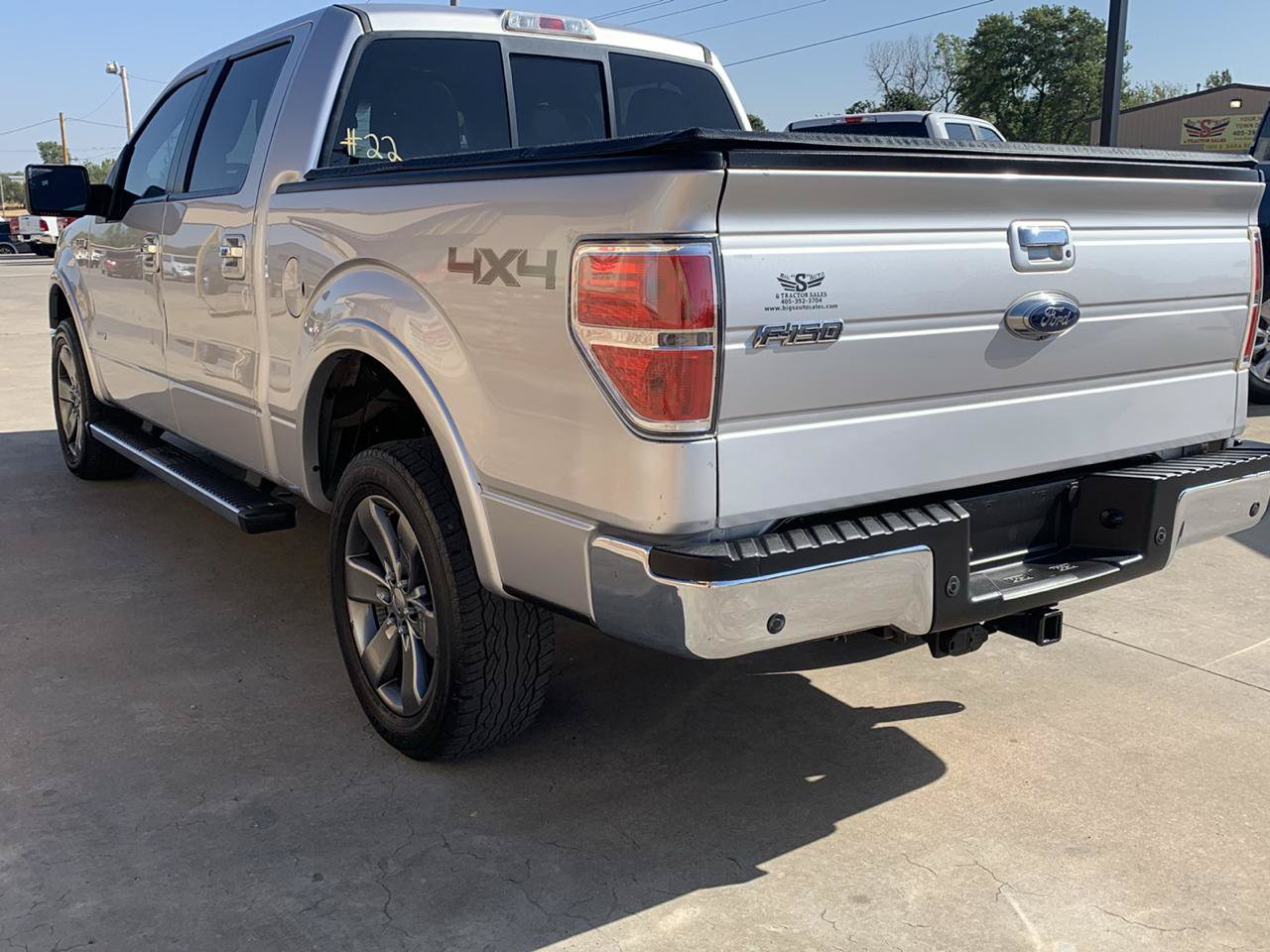 Used 2014 Ford F150 Lariat w/ Equipment Group 502A Luxury AWD/4WD image 4