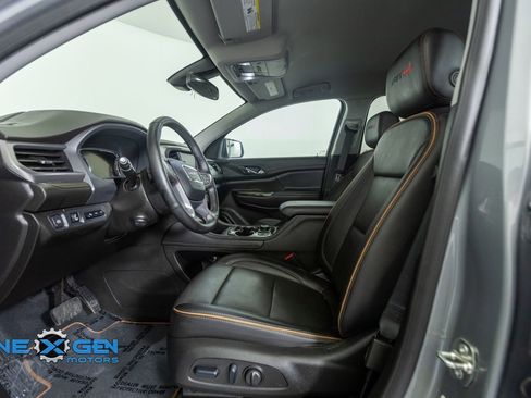 Used 2023 GMC Acadia AT4 w/ Technology Package image 11