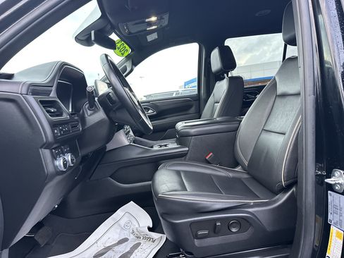 Used 2023 GMC Yukon SLT image 10