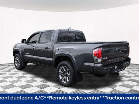 Used 2019 Toyota Tacoma Limited image 7