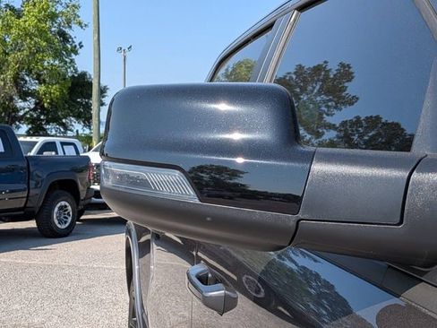 New 2026 RAM 1500 Laramie AWD/4WD image 12