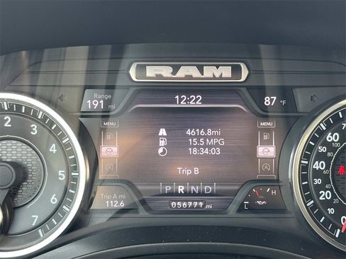 Used 2024 RAM 1500 Laramie image 15