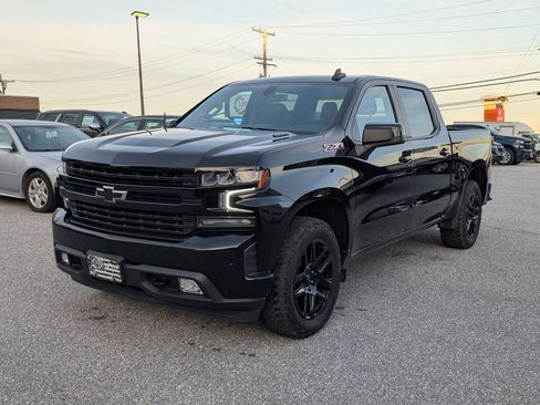 Used 2022 Chevrolet Silverado 1500 RST w/ LPO, Blackout Package image 7