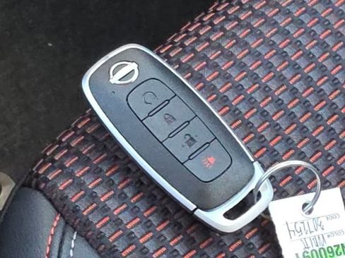 New 2026 Nissan Kicks SR w/ SR Premium Package image 28