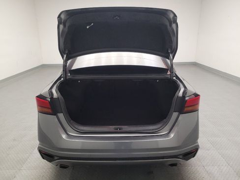 Used 2022 Nissan Altima 2.5 SR FWD image 29