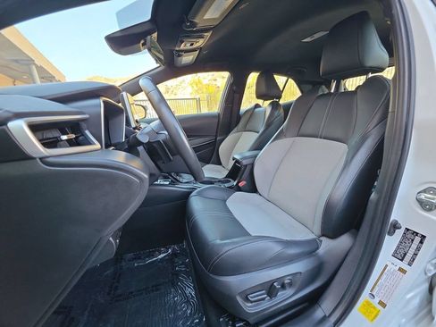 Used 2023 Toyota Corolla XSE FWD image 20