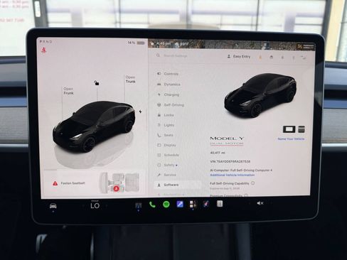 Used 2024 Tesla Model Y Performance AWD/4WD image 11