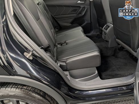 Used 2023 Volkswagen Tiguan SE AWD/4WD image 30