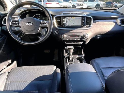 Used 2019 Kia Sorento SX FWD image 7