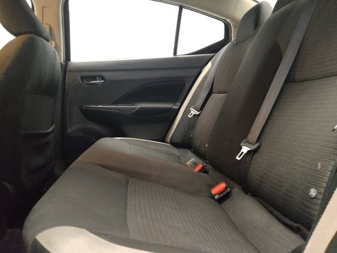 Used 2021 Nissan Versa SV FWD image 18