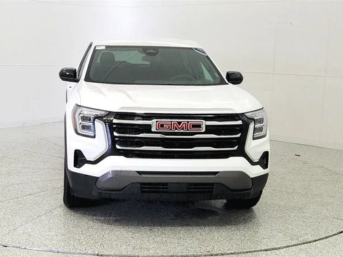 Used 2026 GMC Terrain Elevation FWD image 2