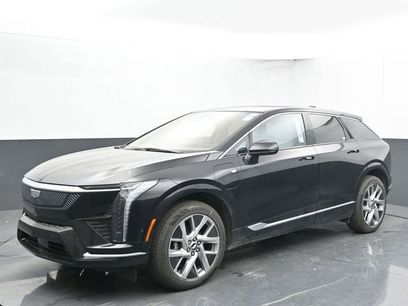 New 2025 Cadillac Optiq Luxury 1 w/ LPO, Floor Liner Package