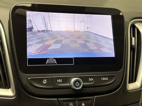 Used 2024 Chevrolet Malibu LT FWD image 5