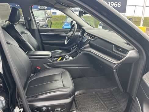 Used 2021 Jeep Grand Cherokee L Limited w/ Luxury Tech Group II AWD/4WD image 19