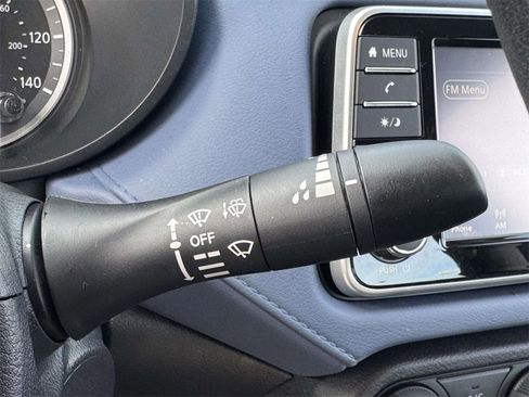 Used 2024 Nissan Versa SV w/ Trunk Package image 21