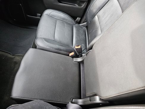 Used 2015 Chevrolet Silverado 1500 LTZ image 15