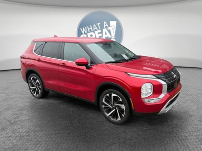 Used 2024 Mitsubishi Outlander SE