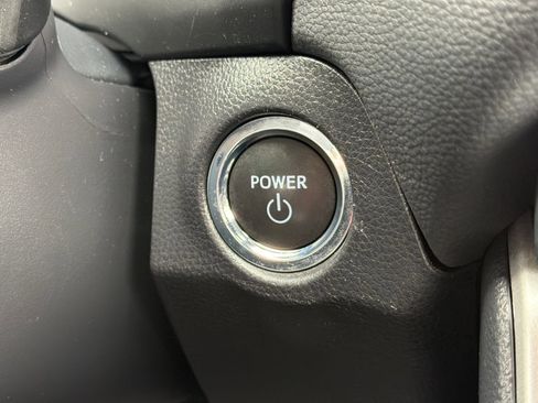 Certified 2025 Toyota RAV4 XLE image 22