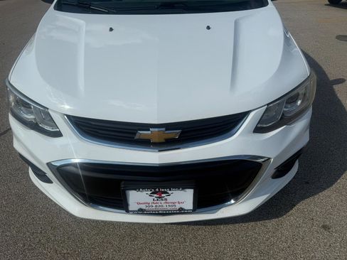 Used 2017 Chevrolet Sonic LT FWD image 4
