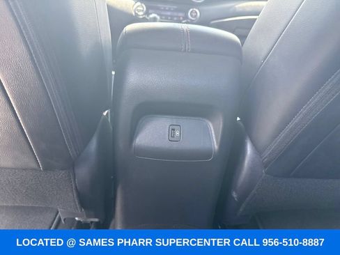 Used 2024 Nissan Sentra SR w/ SR Premium Package FWD image 16