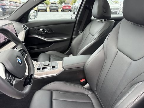 Used 2025 BMW 330i xDrive Sedan AWD/4WD image 5
