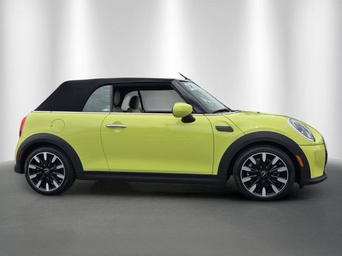 Used 2022 MINI Cooper Convertible w/ Driver Assistance Package FWD image 8