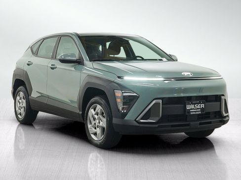 Used 2025 Hyundai Kona SE AWD/4WD image 7