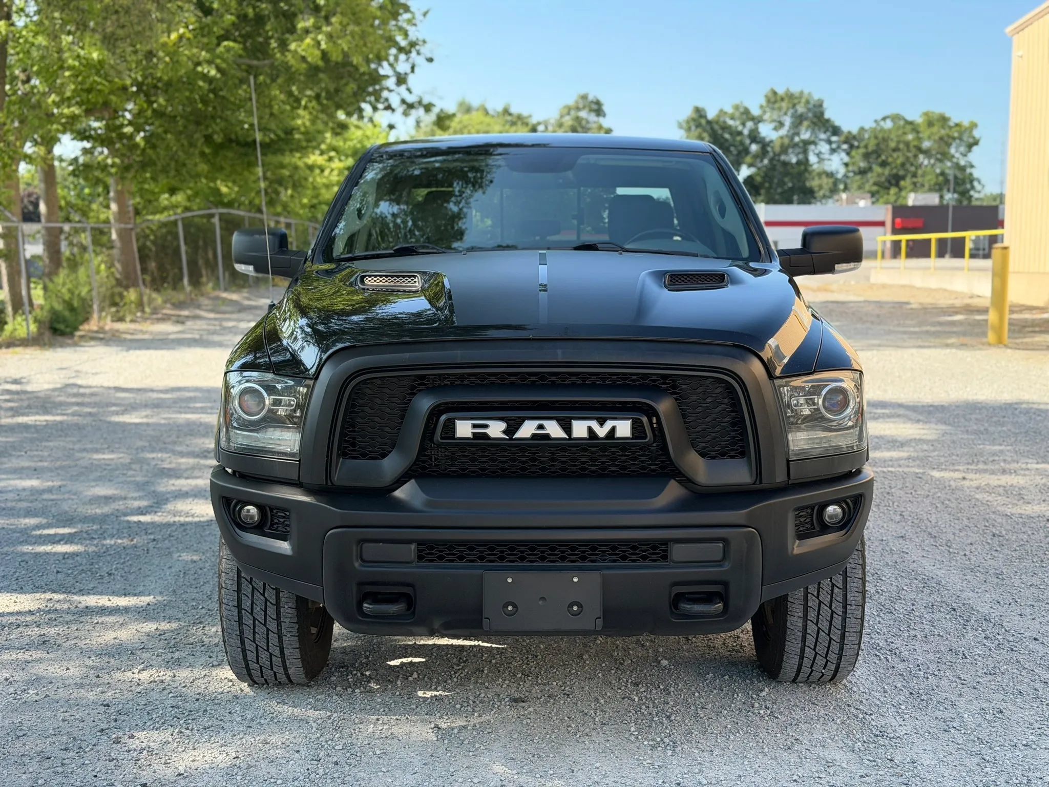 Used 2019 RAM 1500 Warlock AWD/4WD image 2
