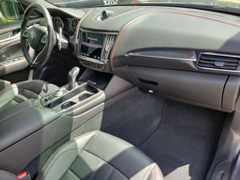 Used 2024 Maserati Levante Modena Ultima AWD/4WD image 3