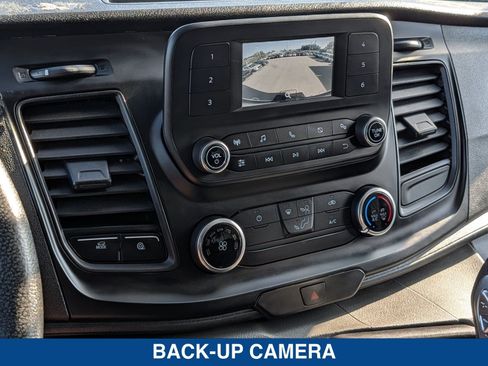 Used 2022 Ford Transit 350 DRW RWD image 26