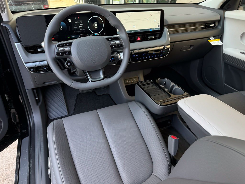 New 2025 Hyundai Ioniq 5 SEL RWD image 2