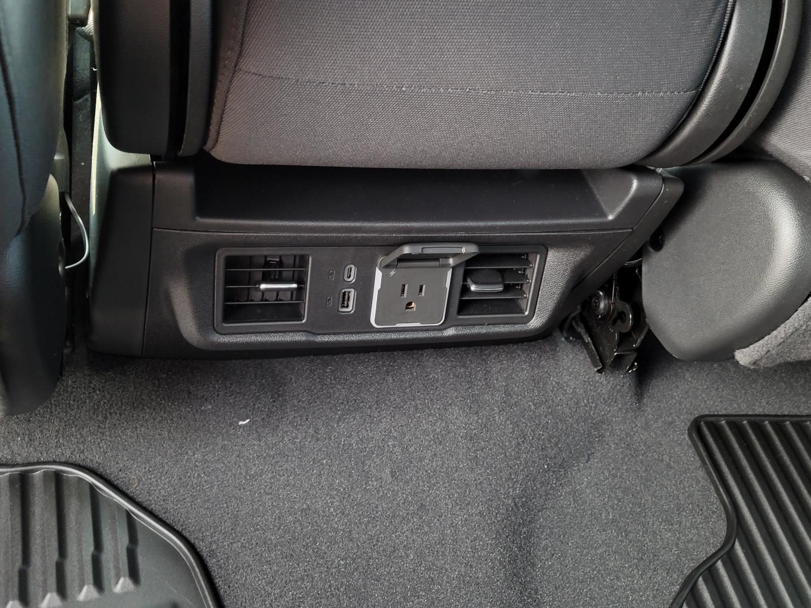 New 2026 Chevrolet Silverado 1500 LT w/ Texas Edition Plus RWD image 12