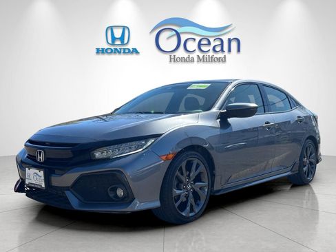 Used 2019 Honda Civic Sport Touring image 7