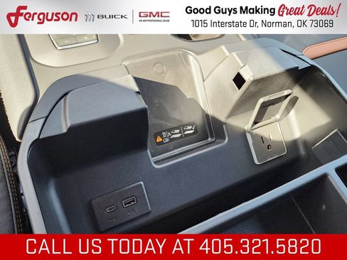 New 2026 GMC Sierra 2500 AT4 w/ AT4 Premium Plus Package AWD/4WD image 35