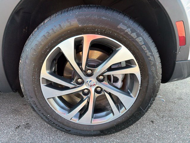 Used 2023 Buick Envision Essence AWD/4WD image 11