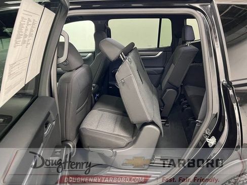 Used 2025 GMC Acadia Elevation FWD image 36
