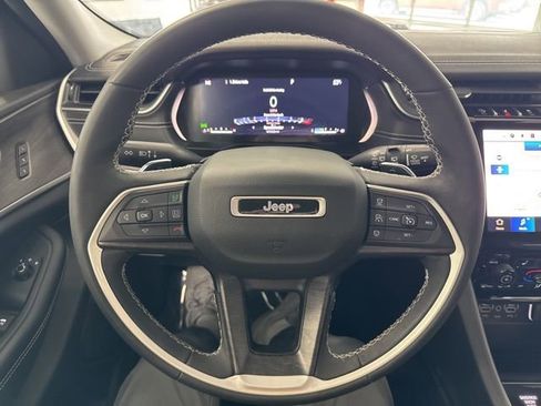 Used 2023 Jeep Grand Cherokee L Limited w/ Trailer Tow Group (B) image 37