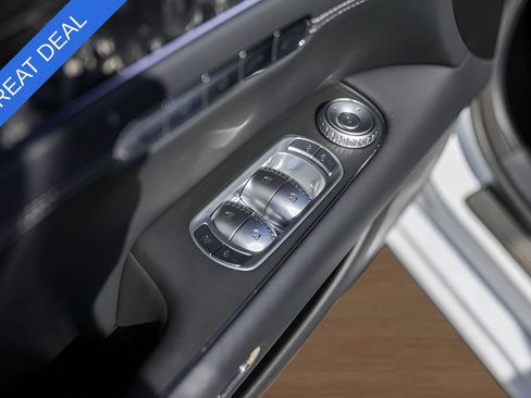 Used 2025 Genesis G90 3.5T AWD/4WD image 24