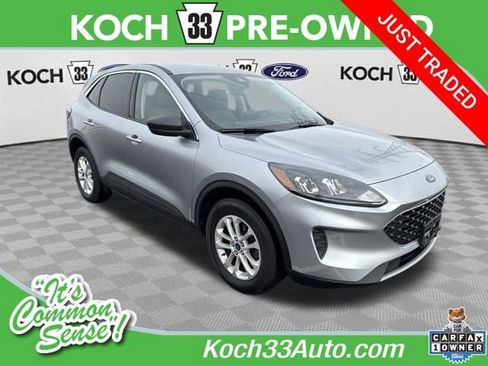Used 2022 Ford Escape SE w/ Cold Weather Package image 1