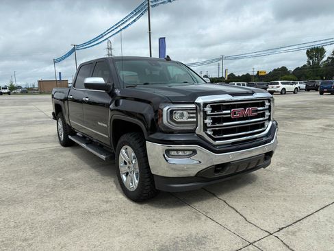 Used 2017 GMC Sierra 1500 SLT AWD/4WD image 4