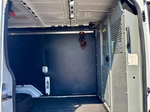 Used 2018 Ford Transit 250 130 Medium Roof image 21